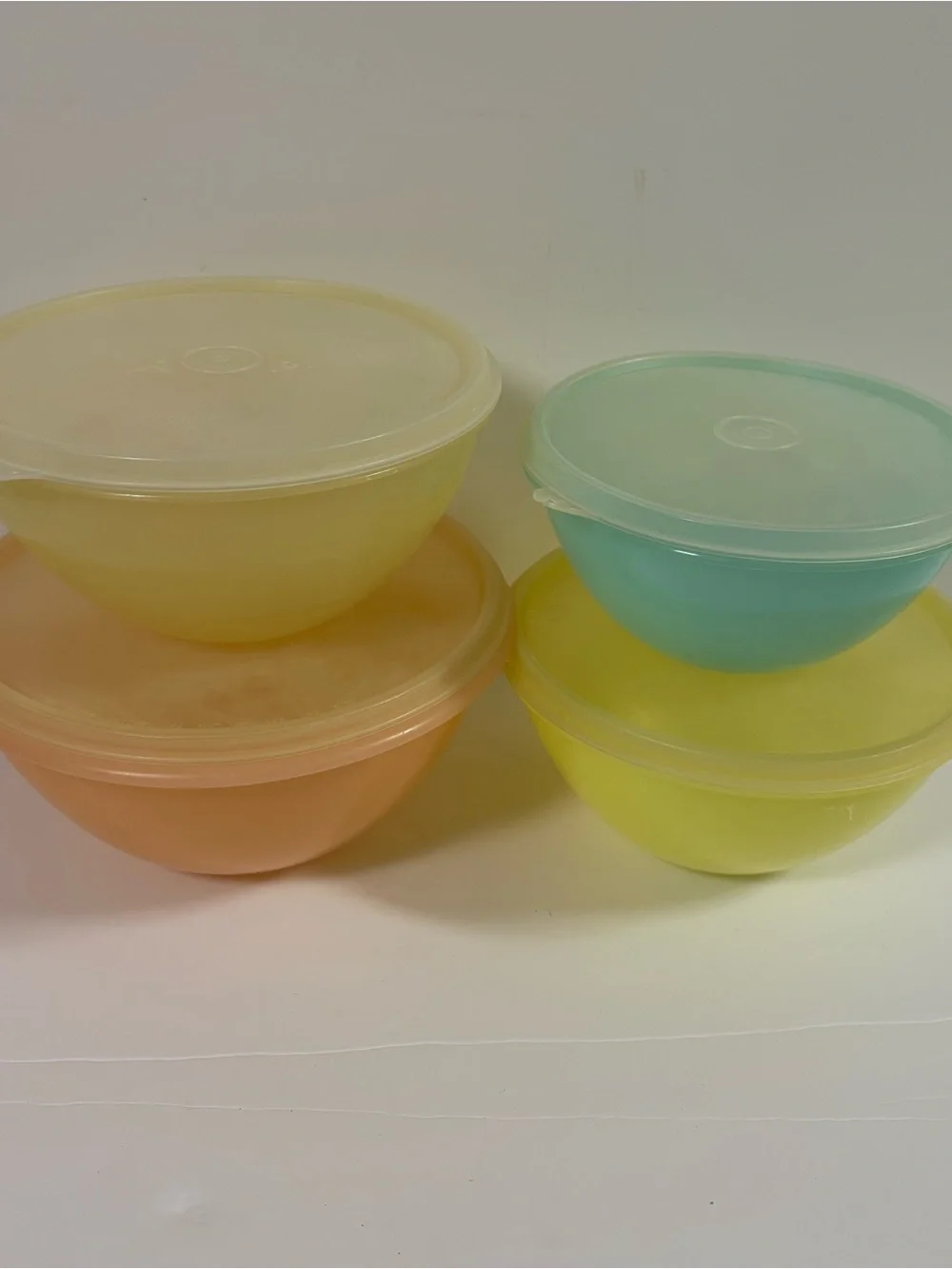 Vtg Tupperware Nesting Bowl Lot 4 with Lids Pastel Orange Blue Yellow
